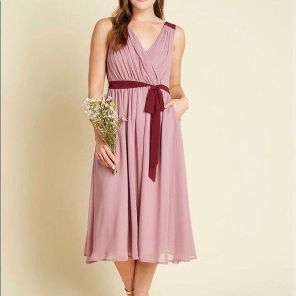 ModCloth Wholly Romantic Midi Dress Size Small NWT - Picture 1 of 12